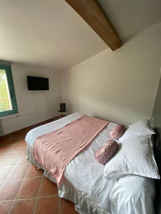 Gite A La Ferme Avec Jacuzzi Et Sauna Villefloure Exterior foto