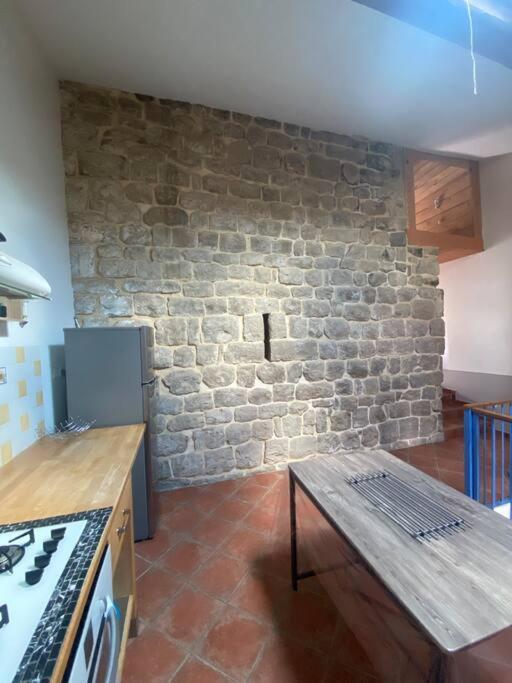 Gite A La Ferme Avec Jacuzzi Et Sauna Villefloure Exterior foto
